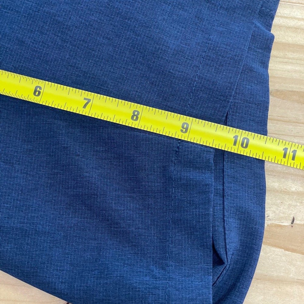 Old Navy Active Golf Shorts Lightweight Stretch Navy Size 33 - Picture 5 of 5